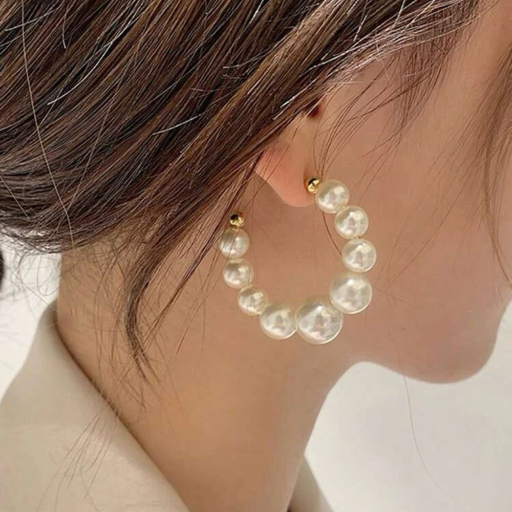 Pearl (faux) Hoop earrings